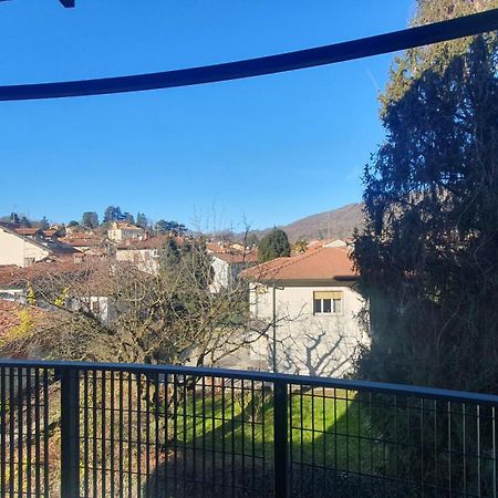 Casa Vacanze Matilde Gavirate Εξωτερικό φωτογραφία