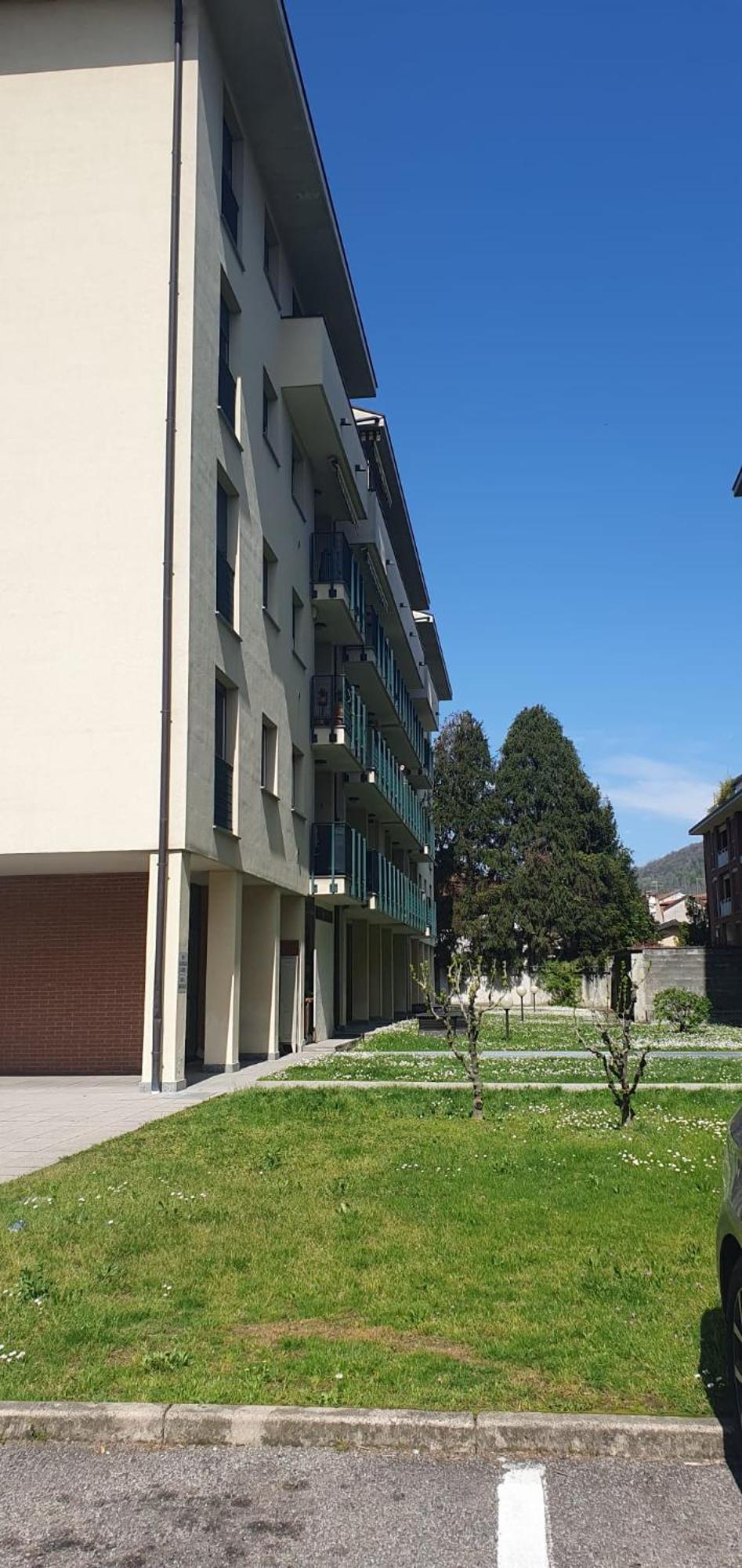 Casa Vacanze Matilde Gavirate Εξωτερικό φωτογραφία